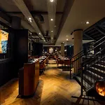 Hotel Dakota