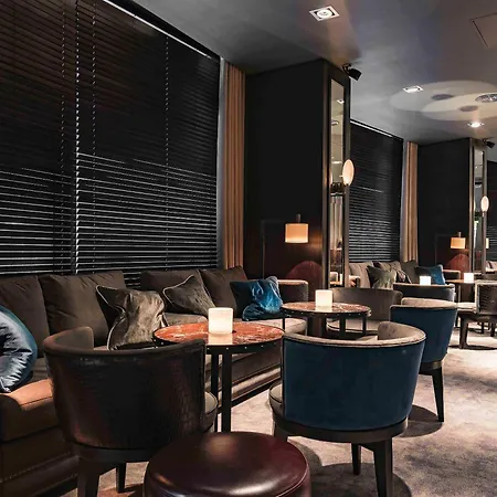 Отель Dakota Leeds 5*