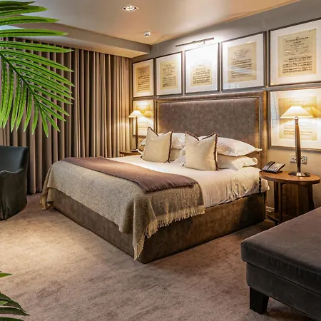 利兹达科他酒店