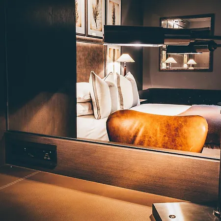 Dakota Leeds Hotel 5*