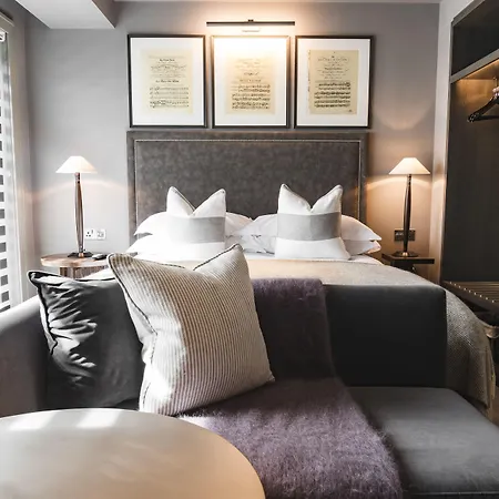 酒店 利兹达科他酒店