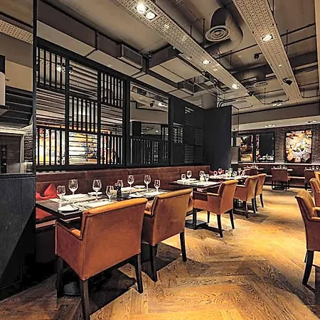 利兹达科他酒店
