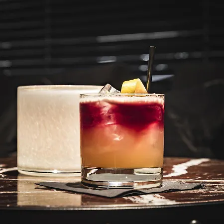 Dakota Leeds (West Yorkshire)