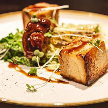 Dakota 5* Leeds (West Yorkshire)