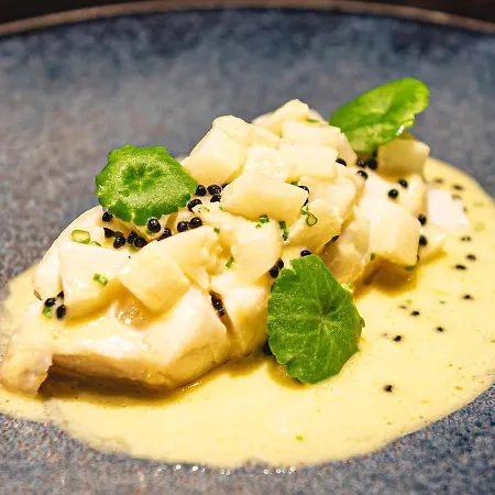 Dakota Leeds (West Yorkshire)